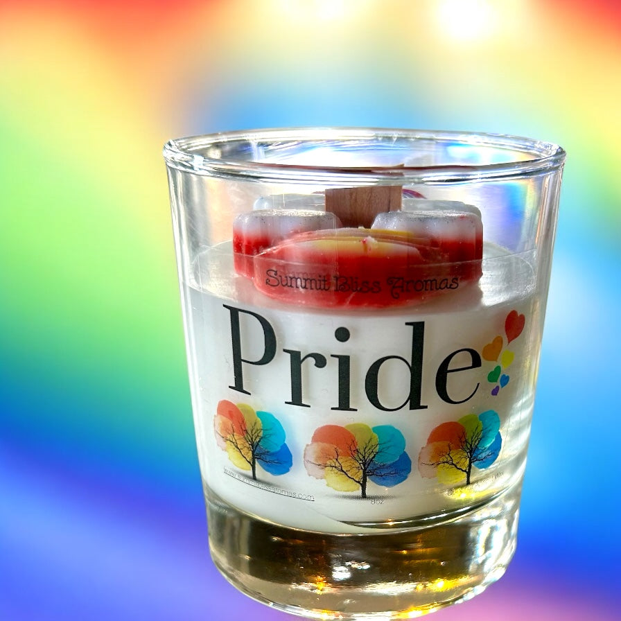 PRIDE Rainbow Hugs Candle - Celebrate Identity with Colourful Rainbows