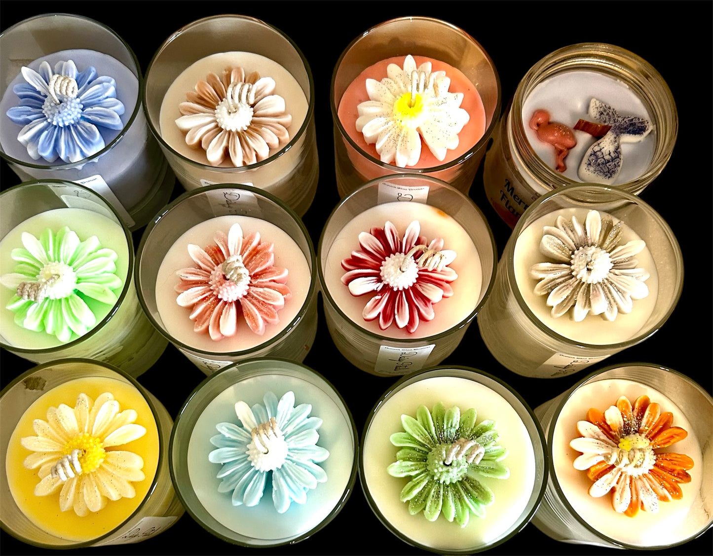 Daisy Petals Candle - Fresh, Floral, and Uplifting